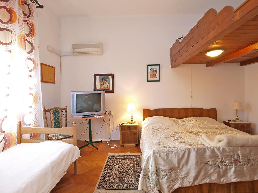 Apartments By The Sea 1050 罗维尼 外观 照片